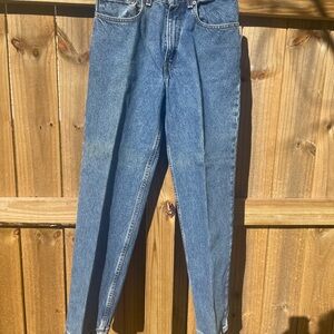 Levi's Classic 550 Relaxed Fit Student Blue Jeans with Leather Patch